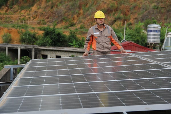Tăng cường công tác quản lý phát triển điện mặt trời trên địa bàn tỉnh